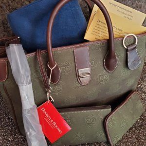 NWT Vintage Green Dooney & Bourke Monogramed Tote